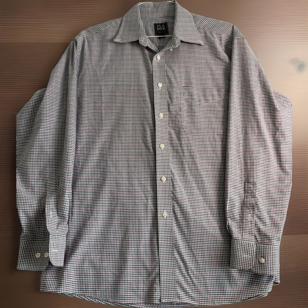 Jos A Bank Shirt Mens Sz Large Purple Plaid Button Up Traveler Cotton Career